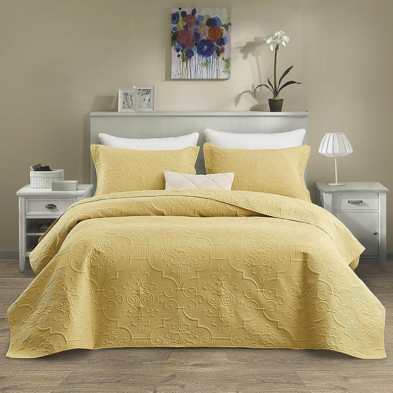 CHIXIN Quilt Queen Size - Damask Paisley Bedspread Coverlet Set - Classic & Gorgeous Style Bedding Cover, Ultrasonic Quilting, Reversible, Lightweight, 4 Piece, Honey Gold - Image 1